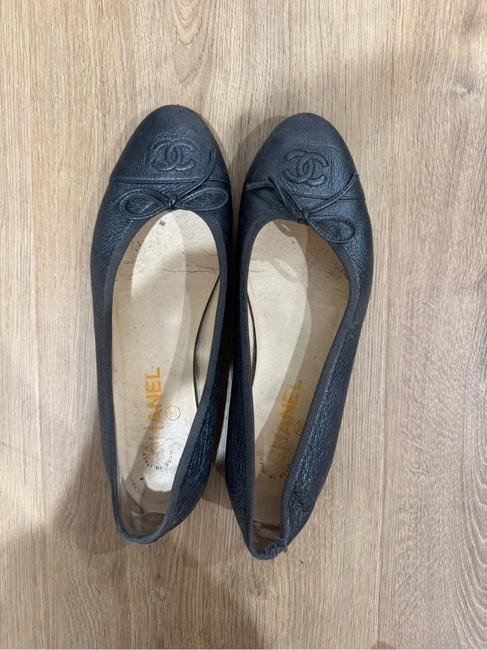 Chanel Silver Metallic Leather Cap-Toe Ballet Flats